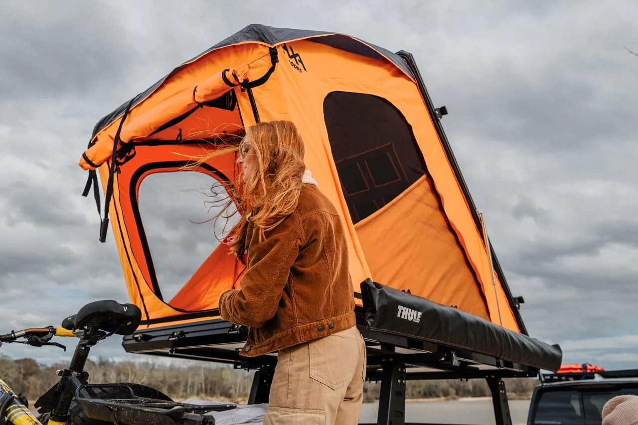 MoonMoth Clamshell Rooftop Tent - Image 9