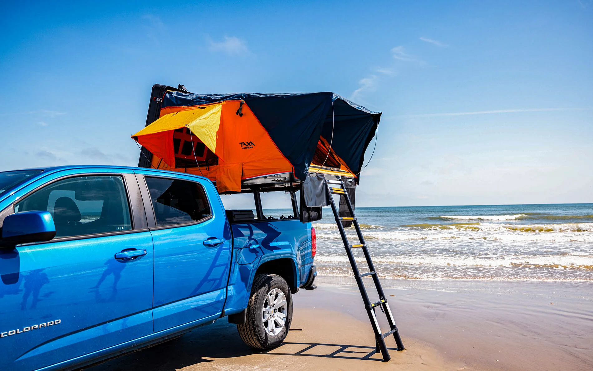 MoonMoth Foldout Rooftop Tent