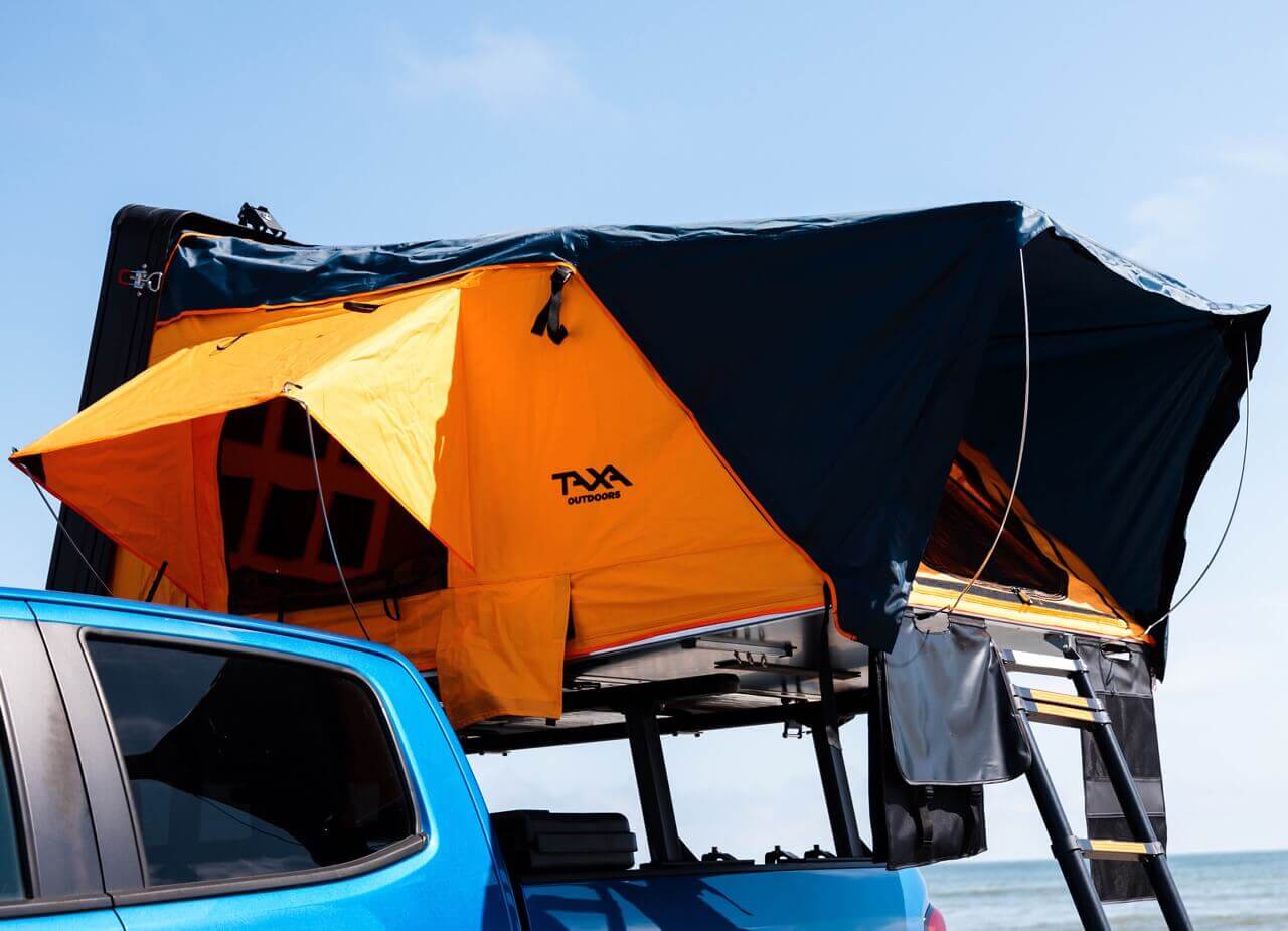 MoonMoth Foldout Rooftop Tent - Image 2